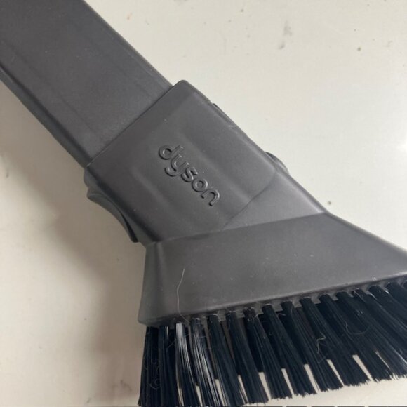 Share Dyson Crevice Brush Attachment DC40 DC25 DC41 DC65 DC33 Ball Animal Genuin - Picture 7 of 9